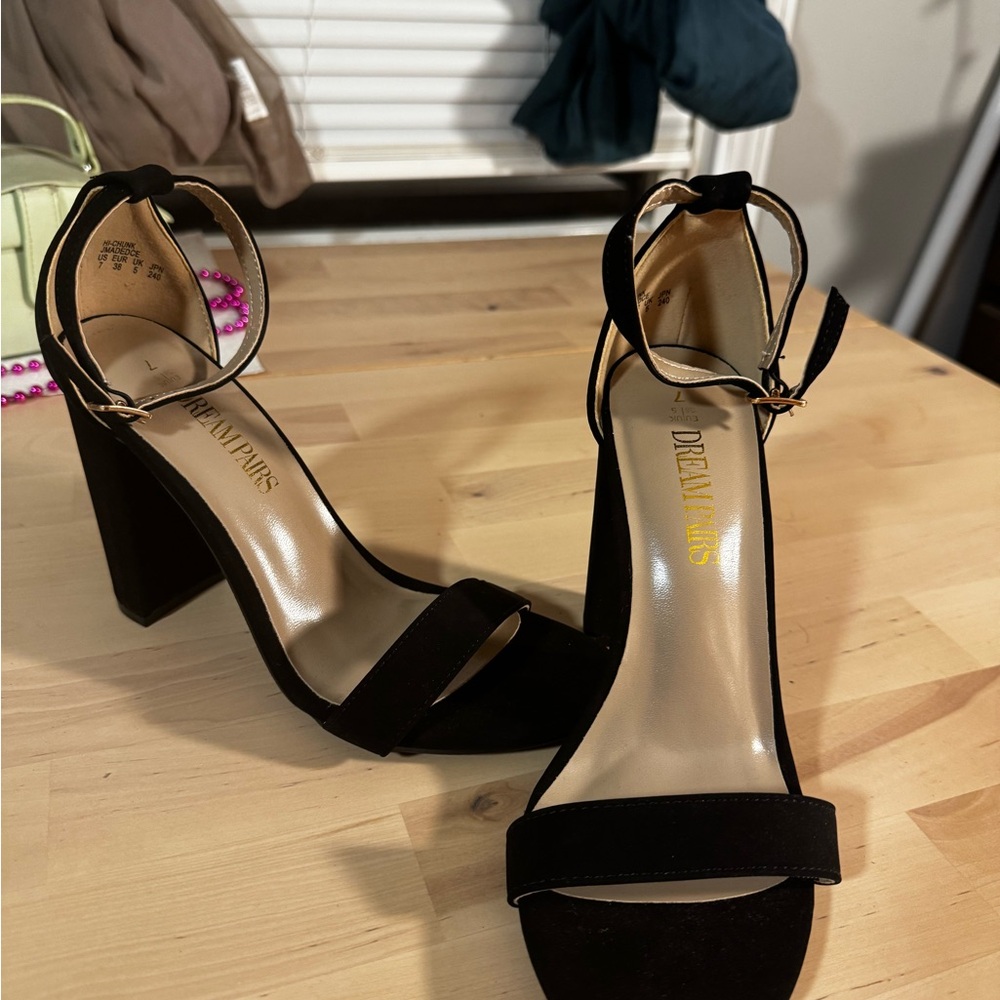 Dream Pairs Black Ankle Strap  Open Toe Heels Size 7